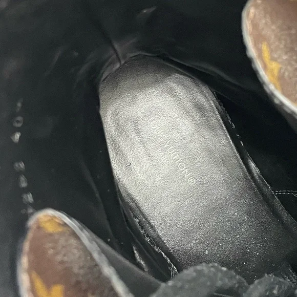 Louis Vuitton Monogram Metropolis Ranger Boots - Picture 5 of 8